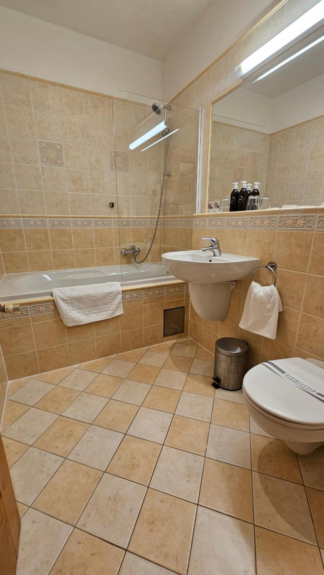 Claris Hotell 3*